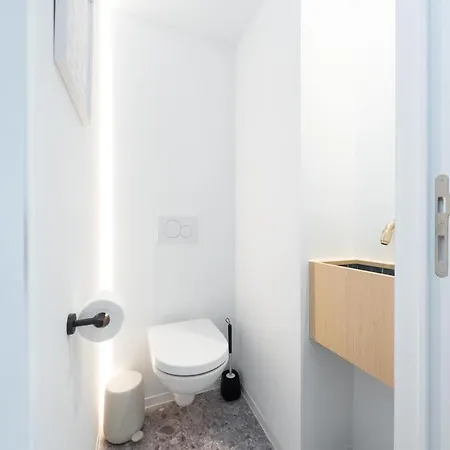 Maison Hermes - Luxury Design With Free Private Parking Apartment
